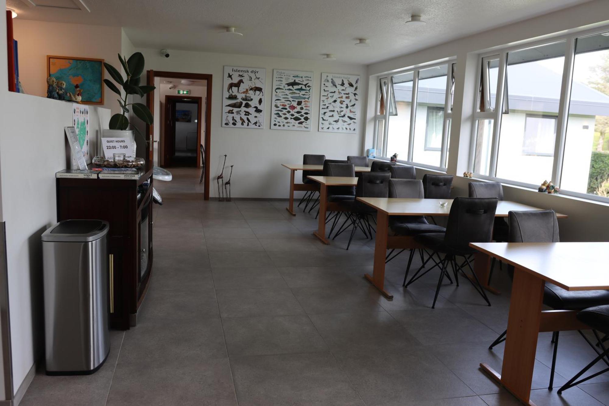 Hoefn Hostel Exterior photo